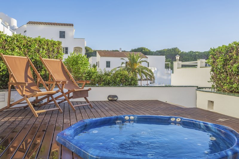 White Sands Beach Club 8