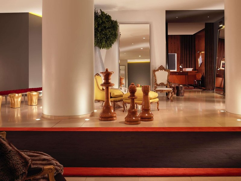 St.Martins Lane Hotel 4