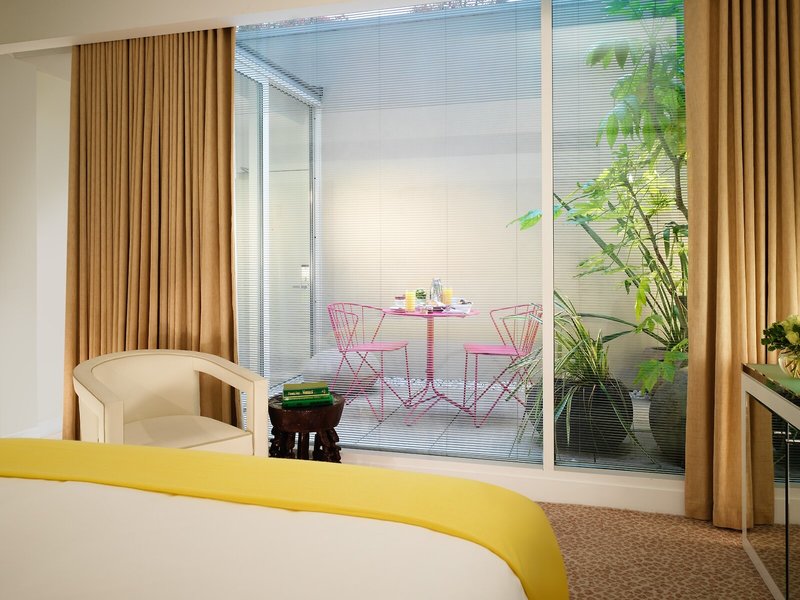 St.Martins Lane Hotel 21
