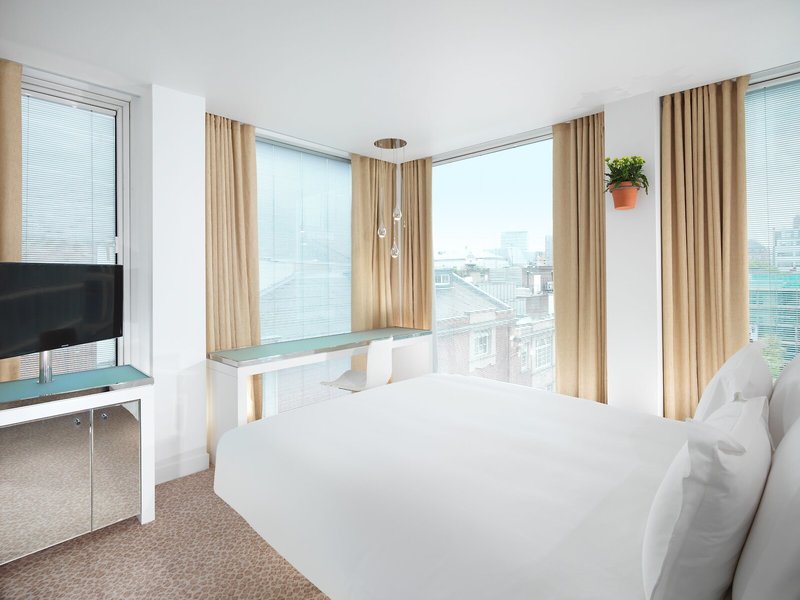 St.Martins Lane Hotel 22