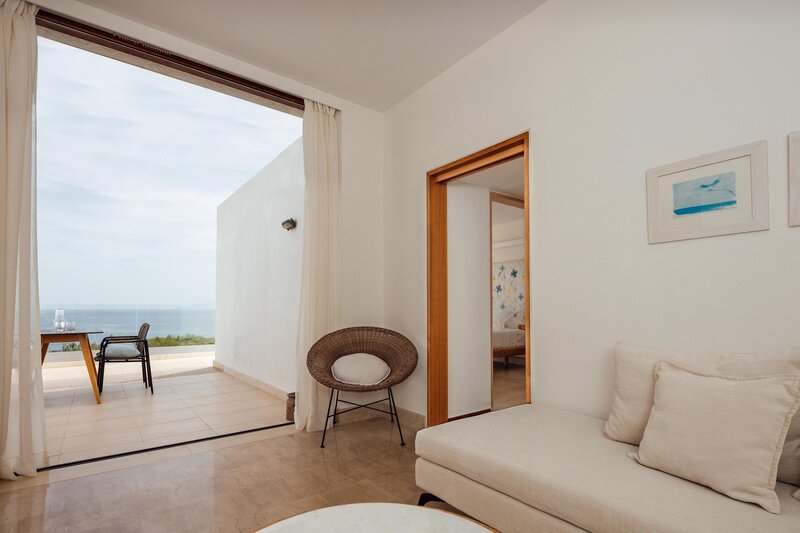 St.Nicolas Bay 44