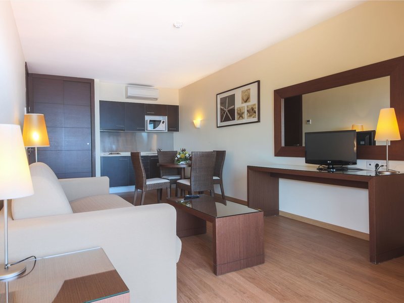 Dom Pedro Garajau 16