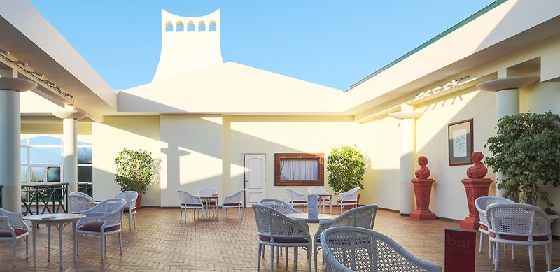 Dom Pedro Garajau 12