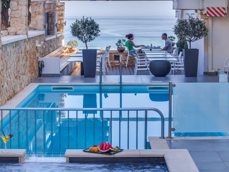 Alexis 22 - Outdoor Pool