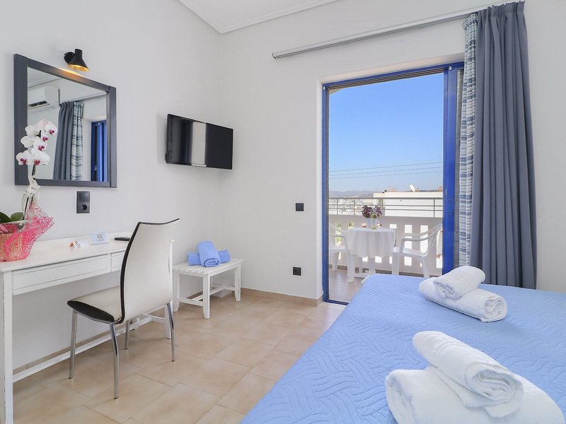 Alexis 47 - Room Example