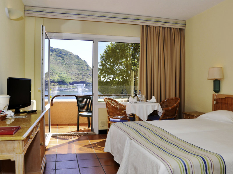Dom Pedro Madeira 19