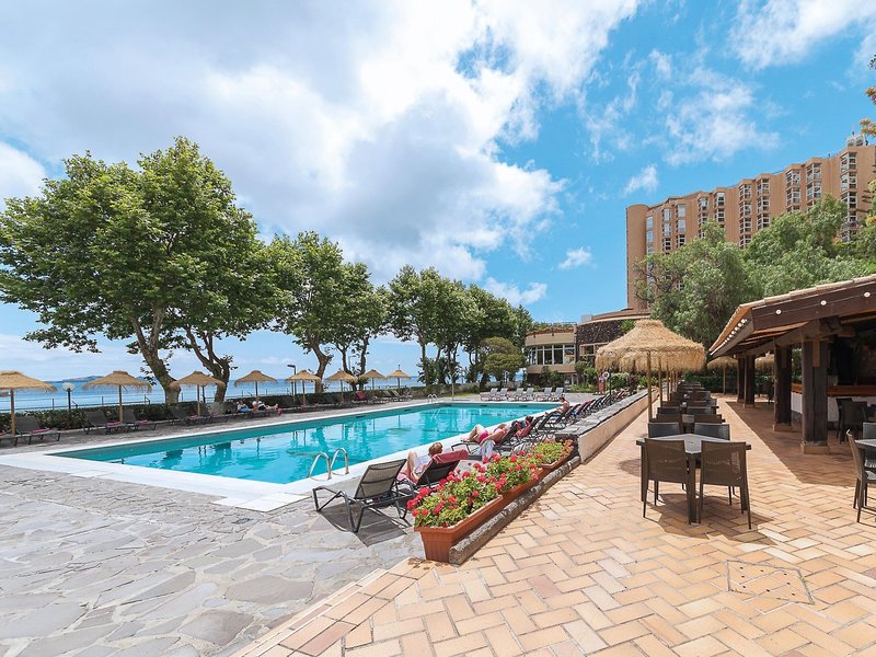 Dom Pedro Madeira - Ocean Beach Hotel 1