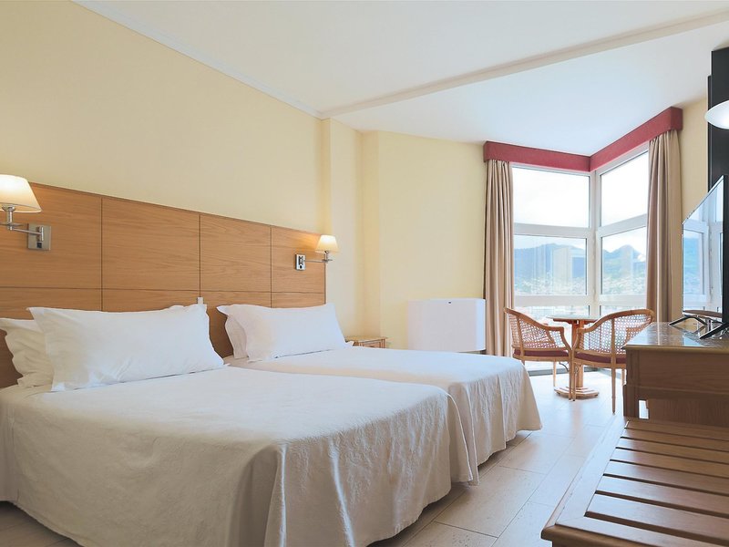 Dom Pedro Madeira - Ocean Beach Hotel 3