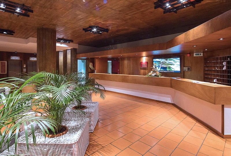 Dom Pedro Madeira - Ocean Beach Hotel 10