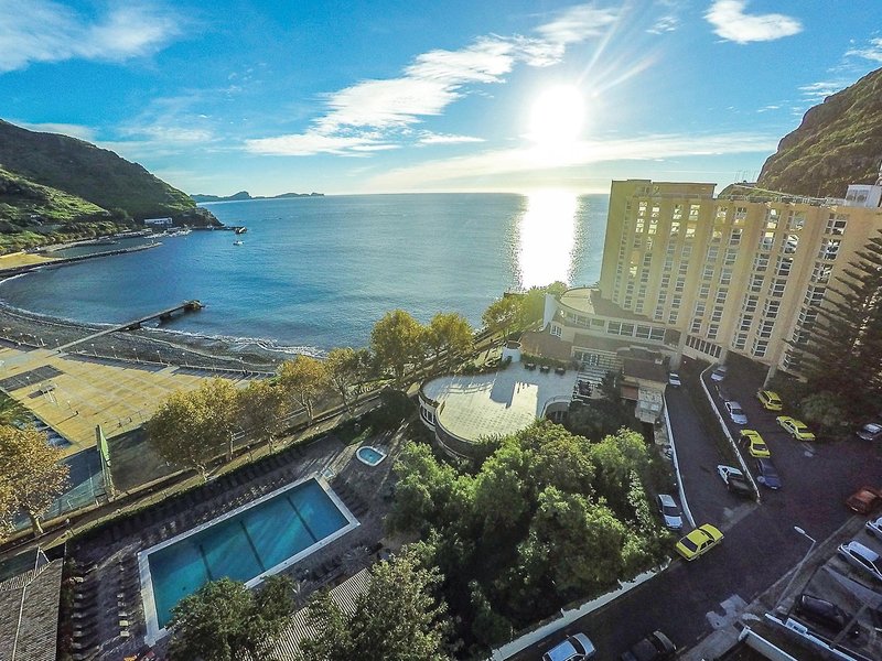 Dom Pedro Madeira - Ocean Beach Hotel 14