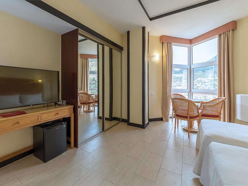 Dom Pedro Madeira - Ocean Beach Hotel 25