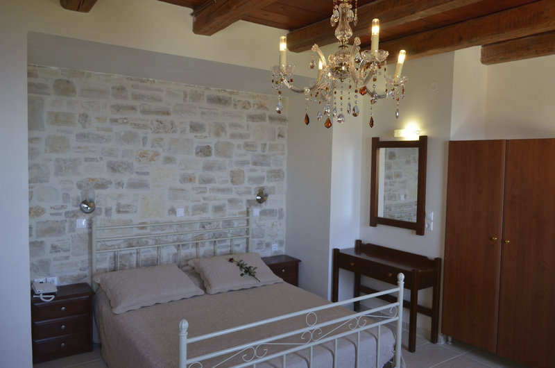 Stefanos Village Hotel 9