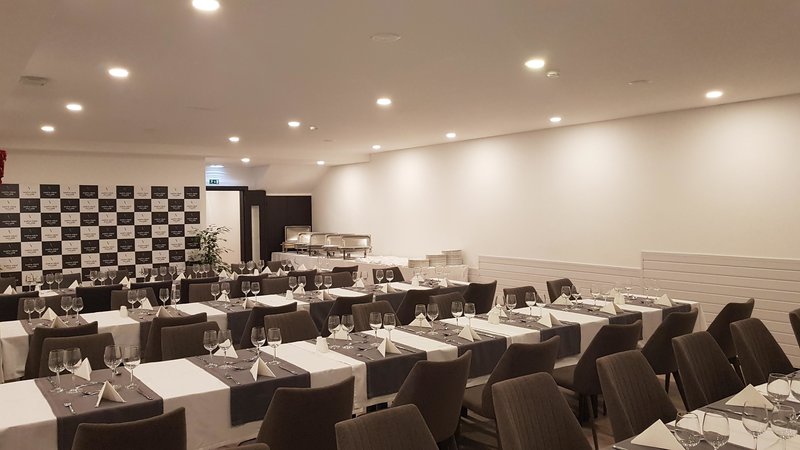 Santa Cruz Village Hotel 77