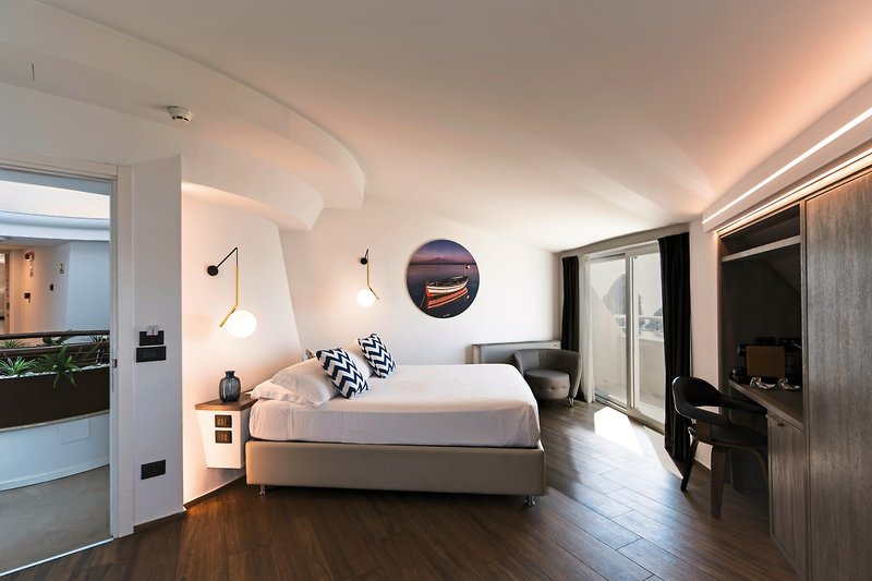 Grand Hotel Faraglioni 8