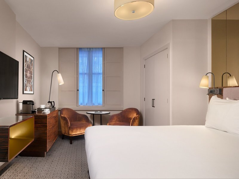 Strand Palace 19