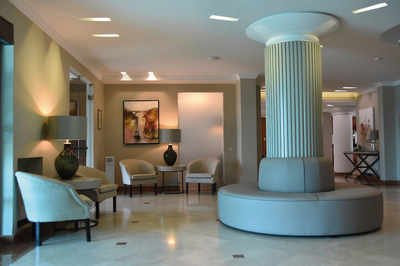 Suave Mar 11 - Lounge / Lobby