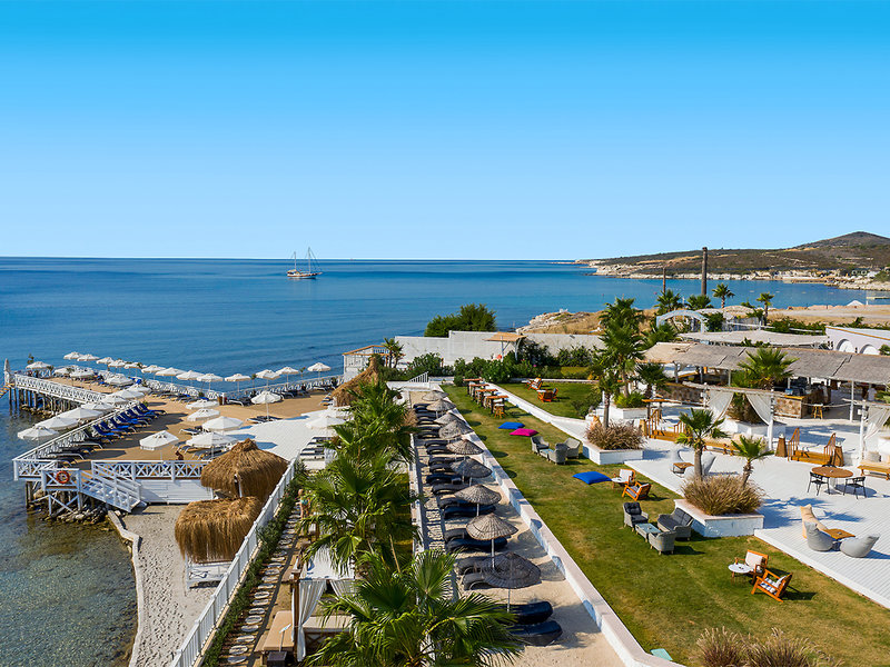 Design Plus Seya Beach  9