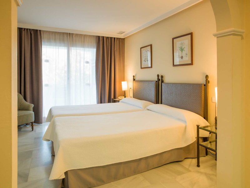 Monarque Sultán Aparthotel 8