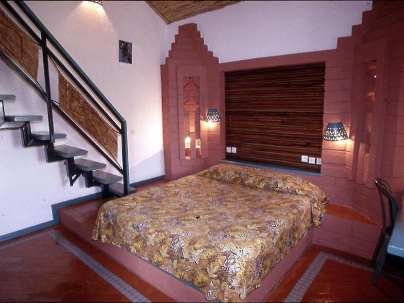 Les Bougainvillees 11