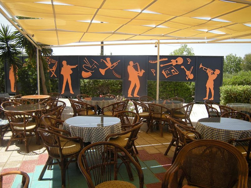 Summer Dream Hotel 4