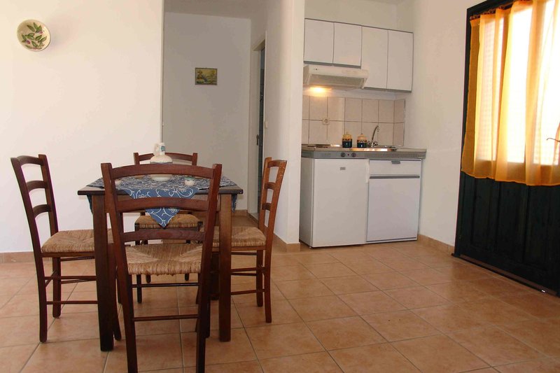 Summerland Hotel & Bungalows 6