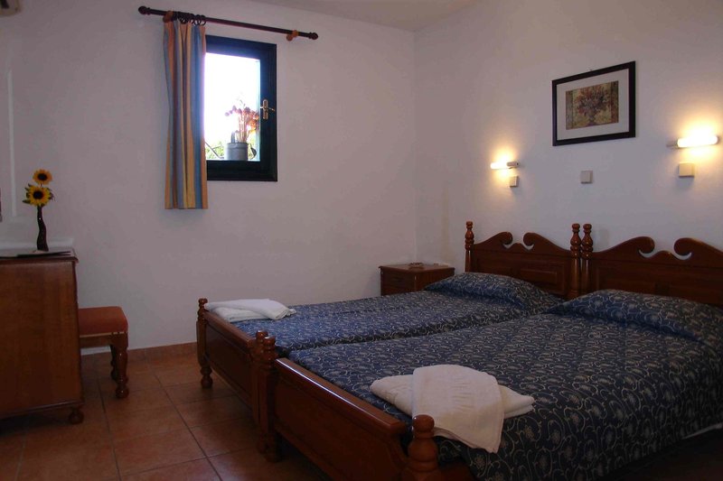 Summerland Hotel & Bungalows 7