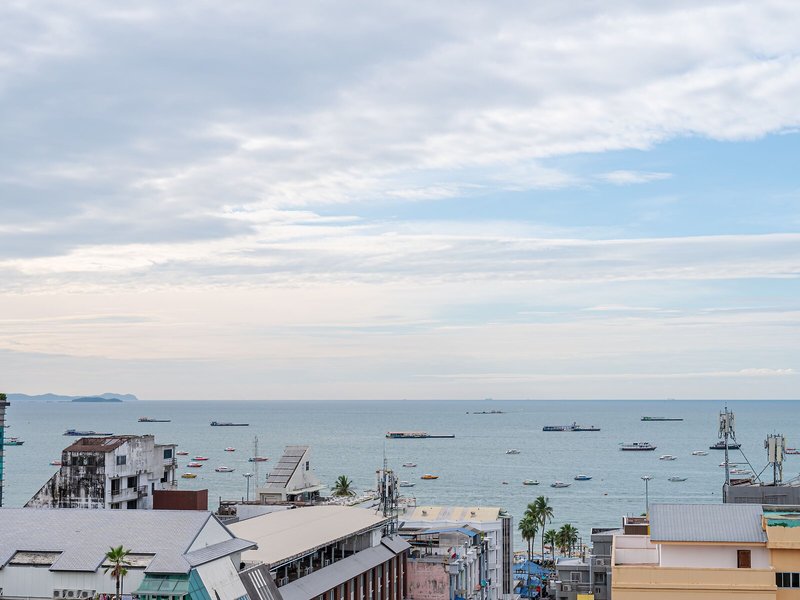 Sunbeam Hotel Pattaya 6