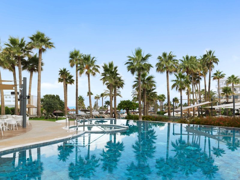 St. George Hotel & Spa Resort 10