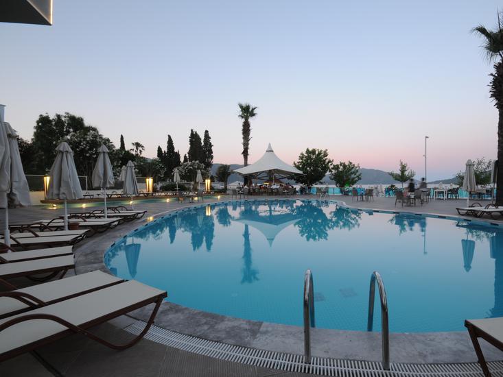 Sunrise Resort &SPA 3