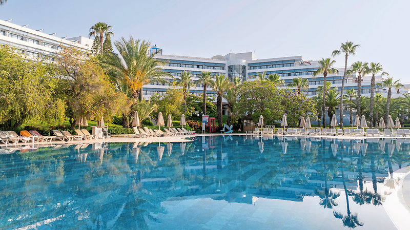 Sunrise Resort Hotel 15 - Outdoor Pool