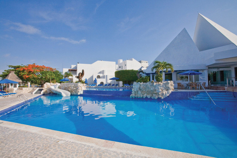 Sunset Marina Resort & Yacht Club 1