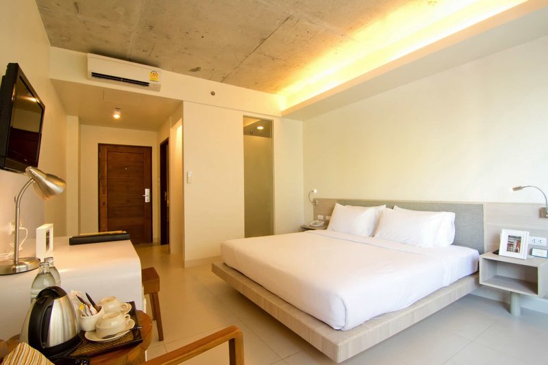 Sunshine Hotel & Residences 7