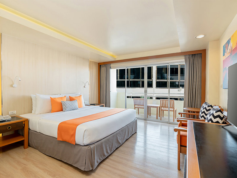 Sunshine Hotel & Residences 7