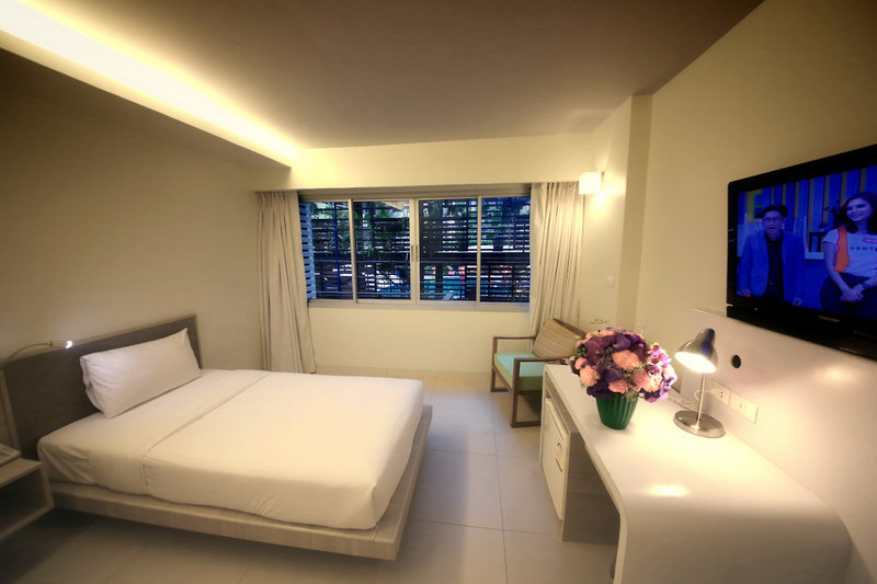 Sunshine Hotel & Residences 1