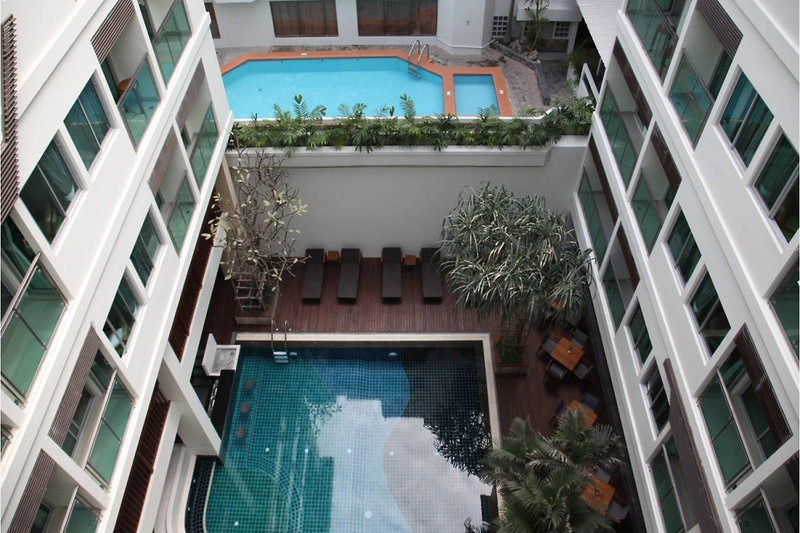 Sunshine Hotel & Residences 3
