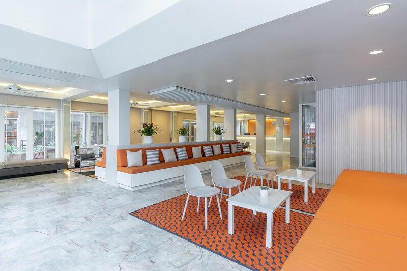 Sunshine Hotel & Residences 8