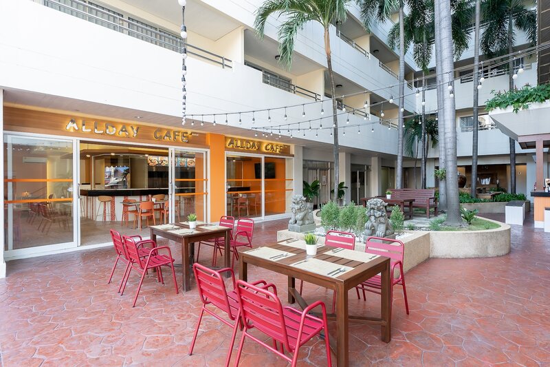 Sunshine Hotel & Residences 10