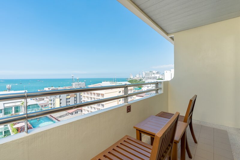 Sunshine Hotel & Residences 15