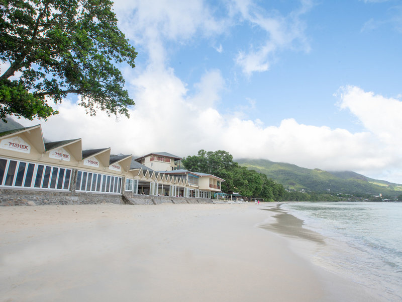 Coral Strand Smart Choice Hotel  2