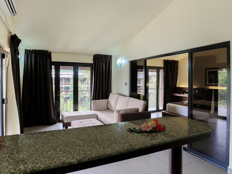 Coral Strand Smart Choice Hotel  50