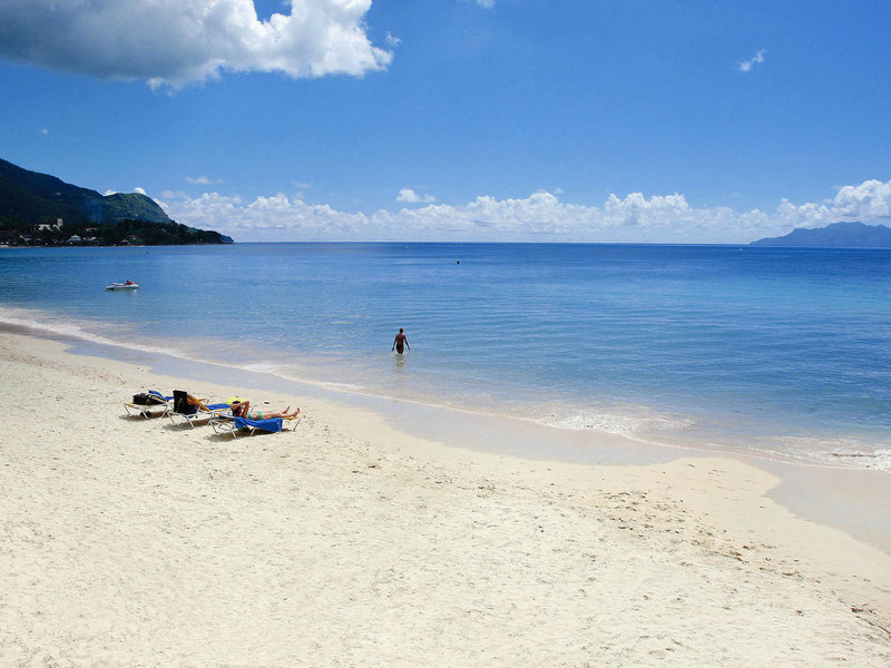 Coral Strand Smart Choice Hotel  9