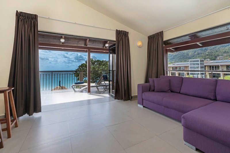 Coral Strand Smart Choice Hotel  13