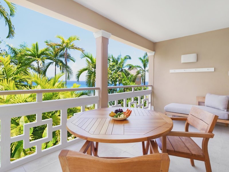 Couples Sans Souci 37