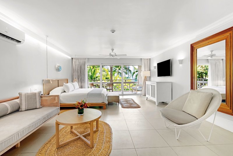 Couples Sans Souci 6