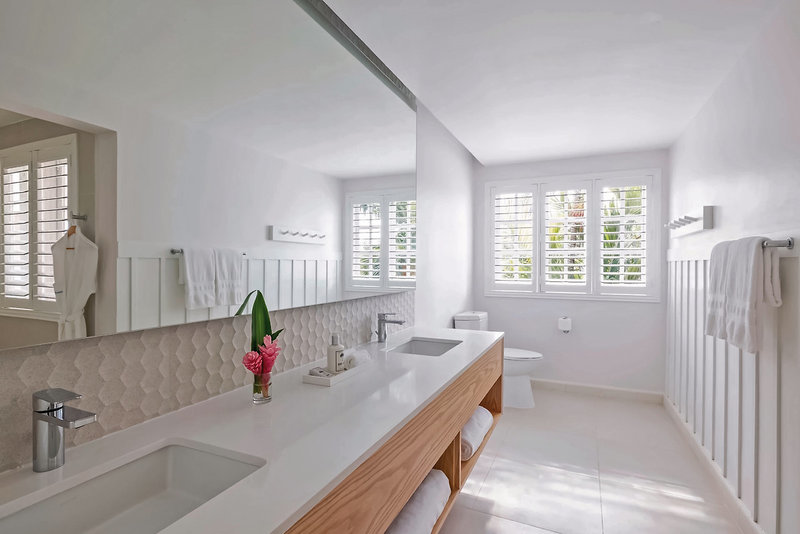 Couples Sans Souci 33