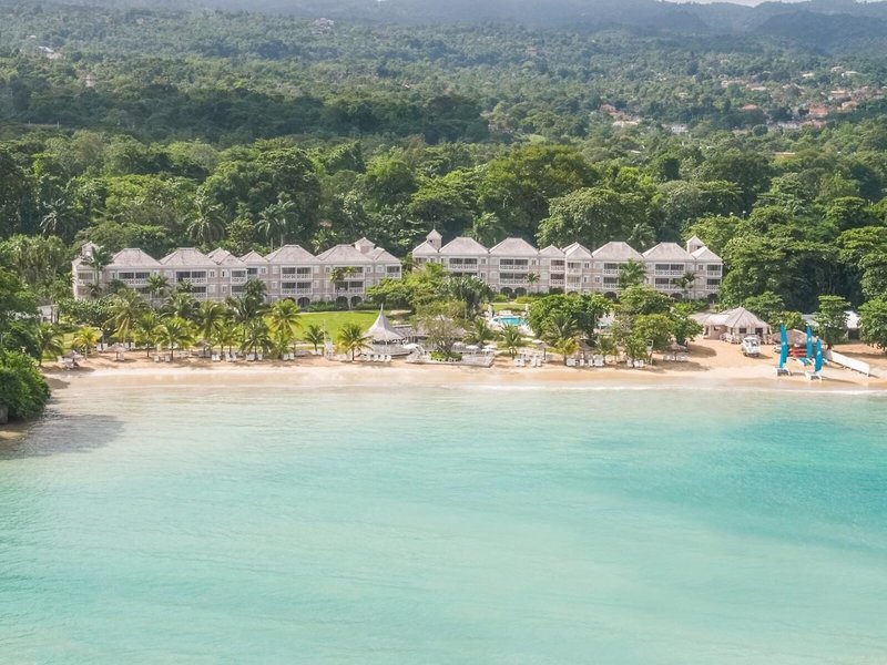 Couples Sans Souci Resort & Spa 2