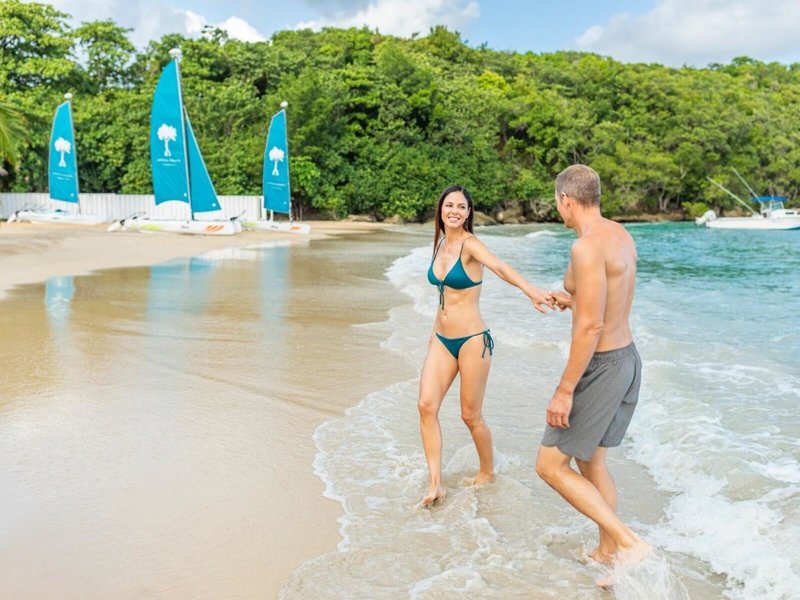 Couples Sans Souci Resort & Spa 5