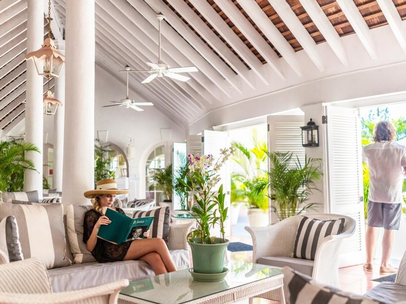 Couples Sans Souci Resort & Spa 10