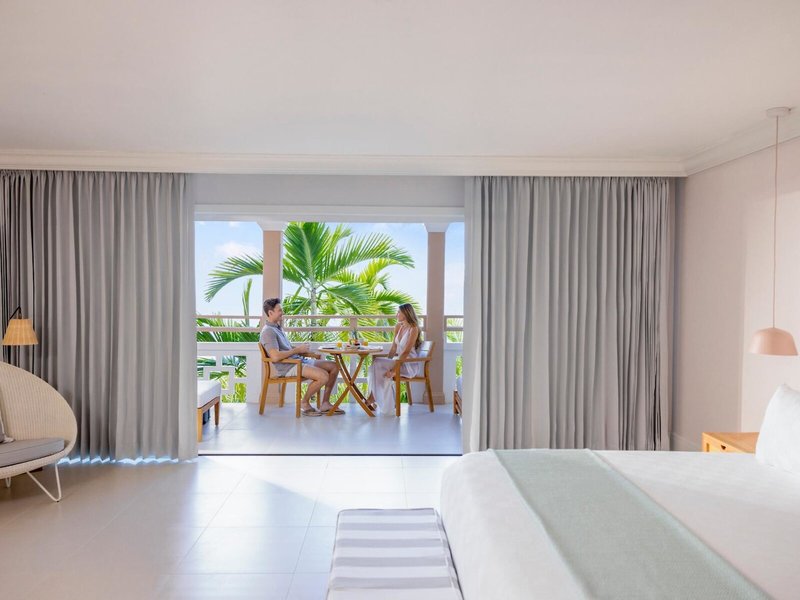 Couples Sans Souci Resort & Spa 28