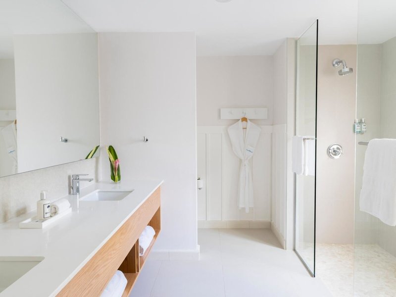 Couples Sans Souci Resort & Spa 34